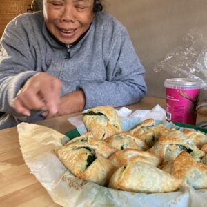 Foto van mijn oma met zalm pasteitjes